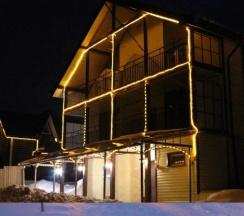 Шестиместный коттедж с балконом и с панорамным видом в Ласточкин дом