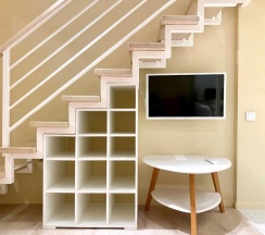 Двухуровневая студия на мансарде с джакузи в ЖК "UP-квартал Пушкинский". Близость к НИИ Турнера в Rauktis apartments