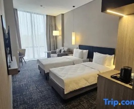 Двухместный номер Comfort (двуспальная кровать) в West Plaza