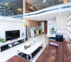 Двухместный номер Standard Дуплекс (двуспальная кровать) в Louidon Mega Duplex Apartment - Beijing Rd