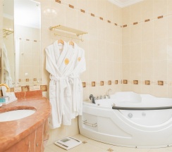 Люкс с террасой двухкомнатный в Южное взморье