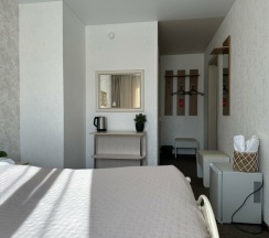 Улучшенный Стандарт в Melton Hotel