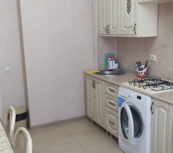 М.Горького 85Б. 2-комн.кв., 6-этаж, 106 в АнтиОтель