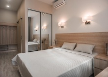 Номер люкс с 2 односпальными кроватями в Valeri hotel
