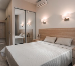 Номер люкс с 2 односпальными кроватями в Valeri hotel