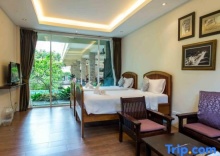 Семейный люкс в Feung Nakorn Balcony Rooms & Cafe