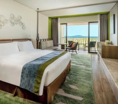 Двухместный номер Premium с видом на океан (двуспальная кровать) в Holiday Inn Resort Sanya Bay by IHG