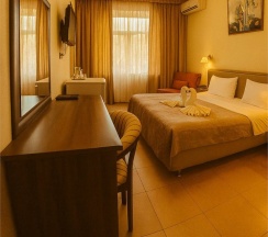 Трехместный номер - шведский стол+безлимитный бар в Family resort hotel Miloo