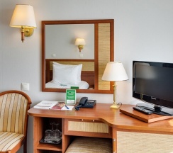 Стандарт с двуспальной кроватью ( Отель Вега, Измайловское шоссе 71, 3В) **** в Фаворит Вега