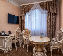 Королевский Люкс в Чеботарёвъ