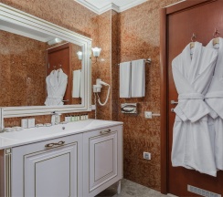Апартаменты в Marins Grand Hotel Астрахань