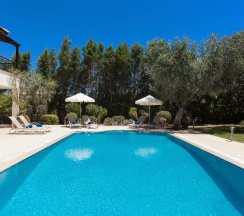 Вилла Superior с 3 комнатами с видом на бассейн в Aphrodite Hills Residences Superior Villas