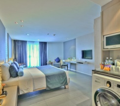 Двухместный номер Deluxe двуспальная кровать в Отель The Ashlee Heights Patong Hotel & Suites