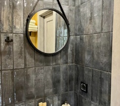 Синий дом "Полночь" в Хворост