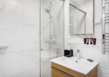 Двухместный люкс Deluxe двуспальная кровать в Emerald Downtown Suites