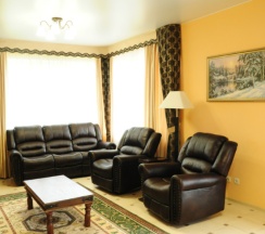 Коттедж с тремя отдельными комнатами в Озёрная