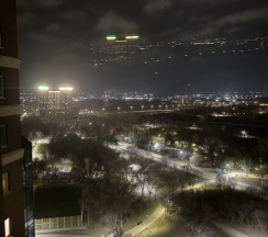 Четырёхместные апартаменты с 3 комнатами с балконом в Rent 247