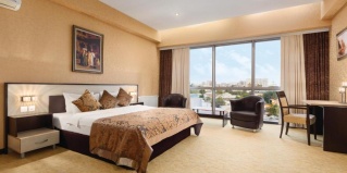 Баку: Отель Days inn hotel
