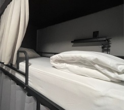 8-ми местный женский номер в Христал