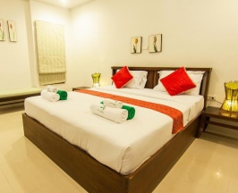 Двухместный номер Deluxe с видом на бассейн двуспальная кровать в The Green Beach Resort