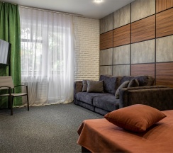 Апартаменты с кроватью размера «king-size» и видом на море в Брют