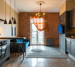 Апартаменты с балконом и с красивым видом из окна в Апартаменты InterLoft 5 Old Town Free Parking Wi-Fi 100/50 Smart TV