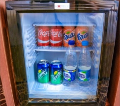 Бизнес с двуспальной кроватью KING SIZE в Raymond