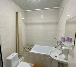 Номер комфорт с 1 двуспальной кроватью в Long House