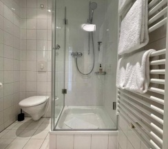 Двухместный номер Comfort двуспальная кровать в Classik Hotel Martinshof