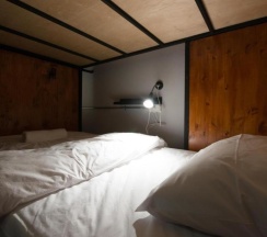Кровать в общем номере в 4Share Hostel - Adults Only