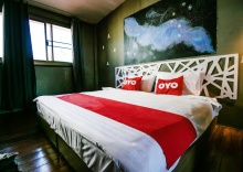 Двухместный номер Deluxe двуспальная кровать в OYO 505 Ente Space Hostel