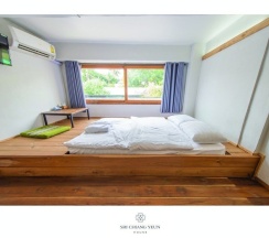 Двухместный номер Standard с балконом двуспальная кровать в Sri Chiang Yeun Boutique House