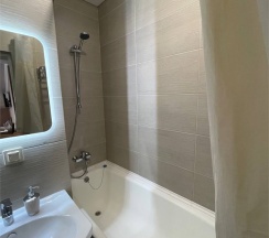 Люкс двухкомнатный в Априори