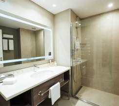 Премиум Делюкс в Кортъярд Марриотт Сочи Красная Поляна