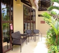 Семейное бунгало в Amber Sands Beach Resort