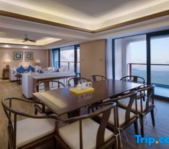 Люкс Superior с 3 комнатами с видом на море в Jinghai Hotel & Resort
