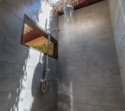 Коттедж Deluxe с балконом и рядом с пляжем в Tup Kaek Sunset Beach Resort