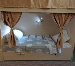 Место в мужском 10-местном номере в Good hostel