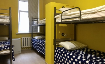 Кровать в общем 6-местном номере (удобства на этаже) в Северная звезда