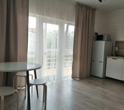 Апартаменты с 2 комнатами с балконом в Белая Дача