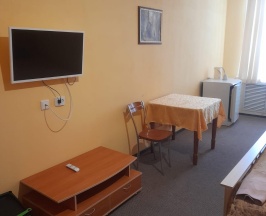 Номер делюкс с 1 односпальной и 1 двуспальной кроватью в Тура