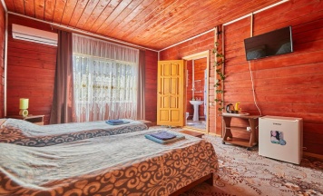 Номер делюкс люкс с 2 односпальными кроватями в Русь