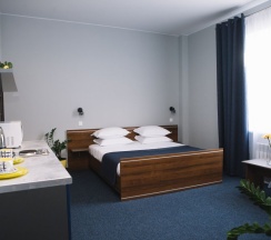 Двухместная студия двуспальная кровать в Автостоп