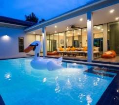 Вилла Deluxe с 5 комнатами в Villa Navin Resort