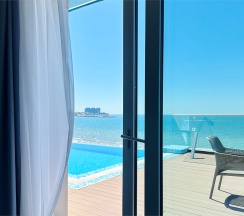 Трехкомнатные Апартаменты с бассейном и видом на море в Grand hotel Anapa