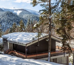 Villa Deluxe в Mairi