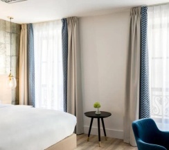 Двухместный номер Prestige двуспальная кровать в Renaissance Paris Vendome Hotel