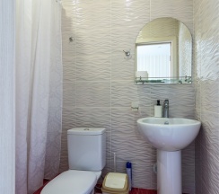 Комфорт с видом во двор в Стела