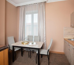 Апартаменты улучшенные №302 в Hotel central
