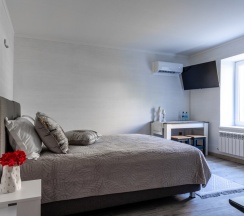 Апартаменты в Папа и море